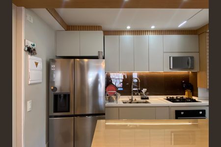 Apartamento à venda com 84m², 3 quartos e 2 vagas Apartamento à venda com 84m², 3 quartos e 2 vagasCozinha