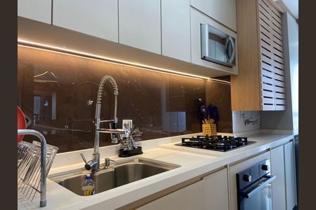 Apartamento à venda com 84m², 3 quartos e 2 vagas Apartamento à venda com 84m², 3 quartos e 2 vagasCozinha