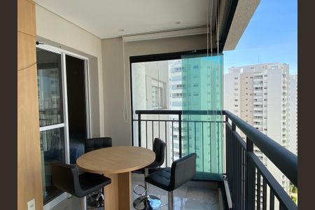 Apartamento à venda com 84m², 3 quartos e 2 vagas Apartamento à venda com 84m², 3 quartos e 2 vagasVaranda