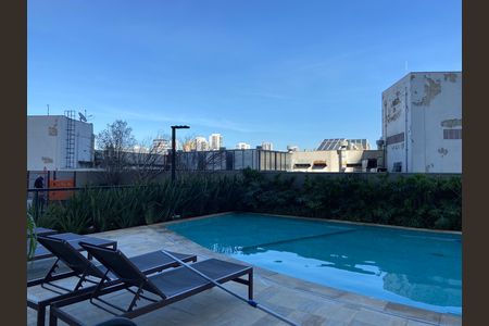 Apartamento à venda com 84m², 3 quartos e 2 vagas Apartamento à venda com 84m², 3 quartos e 2 vagasÁrea comum - Piscina