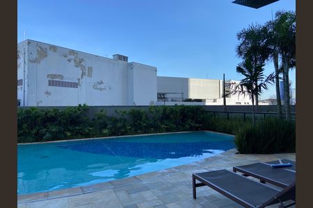 Apartamento à venda com 84m², 3 quartos e 2 vagas Apartamento à venda com 84m², 3 quartos e 2 vagasÁrea comum - Piscina