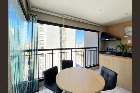 Apartamento à venda com 84m², 3 quartos e 2 vagas Apartamento à venda com 84m², 3 quartos e 2 vagasVaranda