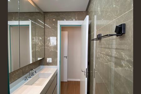 Apartamento à venda com 84m², 3 quartos e 2 vagas Apartamento à venda com 84m², 3 quartos e 2 vagasBanheiro da Suíte
