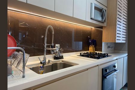 Apartamento à venda com 84m², 3 quartos e 2 vagas Apartamento à venda com 84m², 3 quartos e 2 vagasCozinha