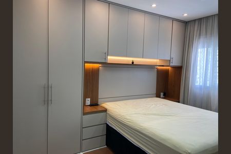 Apartamento à venda com 84m², 3 quartos e 2 vagas Apartamento à venda com 84m², 3 quartos e 2 vagasSuíte