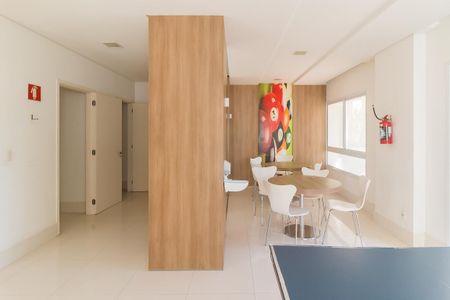 Apartamento para alugar com 100m², 3 quartos e 2 vagasSala de Jogos