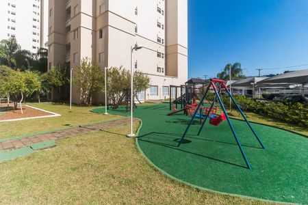 Apartamento para alugar com 100m², 3 quartos e 2 vagasÁrea comum - Playground