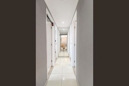 Apartamento à venda com 70m², 3 quartos e 1 vagaCorredor