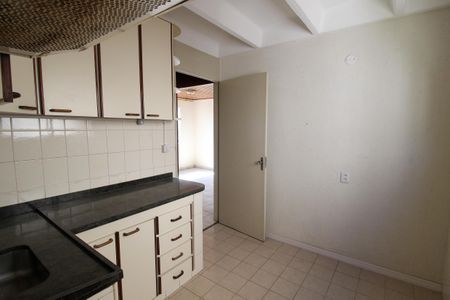 Apartamento para alugar com 82m², 2 quartos e 1 vagaCozinha