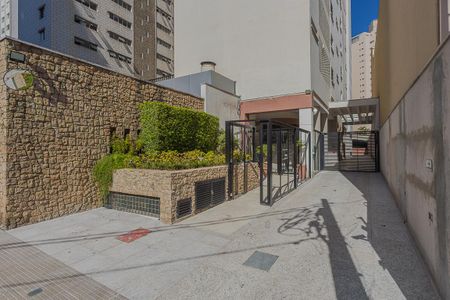 Apartamento à venda com 107m², 2 quartos e sem vagaFachada