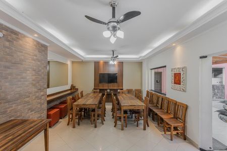 Apartamento à venda com 107m², 2 quartos e sem vagaSalão de Festas