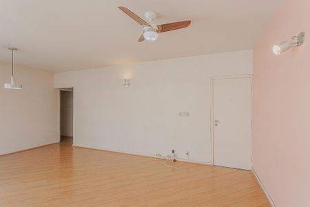 Apartamento à venda com 107m², 2 quartos e sem vagaSala