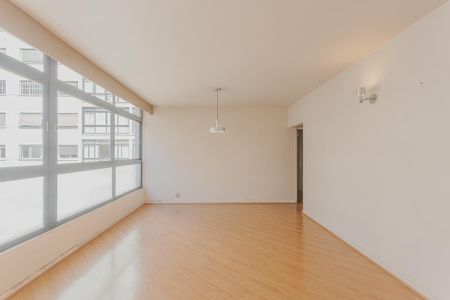 Apartamento à venda com 107m², 2 quartos e sem vagaSala