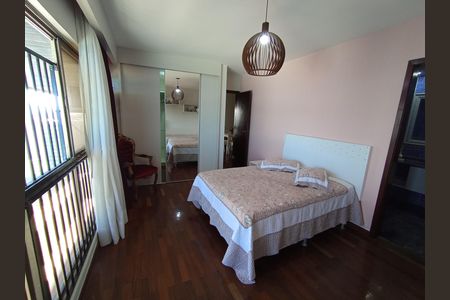 Apartamento à venda com 304m², 4 quartos e 3 vagas Apartamento à venda com 304m², 4 quartos e 3 vagasQuarto 1