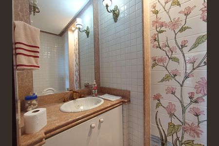 Apartamento à venda com 304m², 4 quartos e 3 vagas Apartamento à venda com 304m², 4 quartos e 3 vagasLavabo