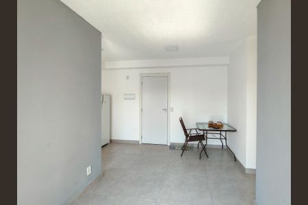 Sala de apartamento para alugar com 2 quartos, 43m² em Santo Cristo, Rio de Janeiro