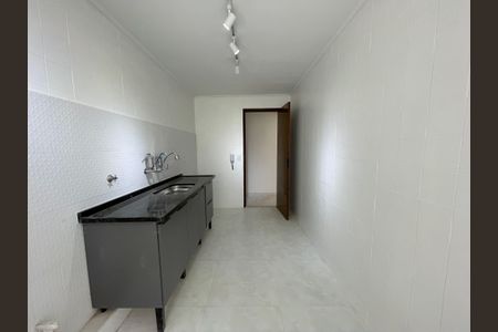 Apartamento para alugar com 65m², 2 quartos e 1 vagaCozinha e Área de Serviço