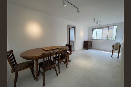 Sala de apartamento para alugar com 2 quartos, 65m² em Jardim Bonfiglioli, São Paulo