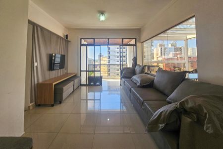 Sala de apartamento para alugar com 3 quartos, 180m² em Jardim Vitoria, Guarujá