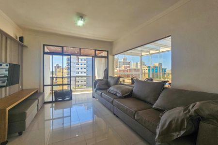 Apartamento para alugar com 180m², 3 quartos e 1 vagaSala