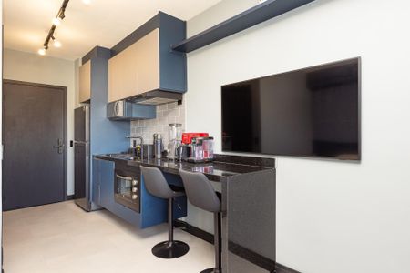 Cozinha de kitnet/studio para alugar com 1 quarto, 24m² em Vila Olímpia, São Paulo