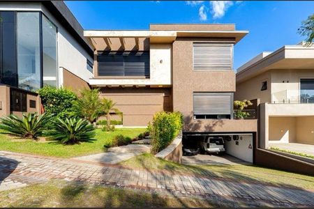 Casa à venda com 420m², 4 quartos e 6 vagas