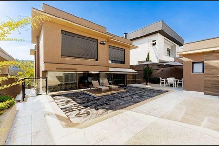Casa à venda com 420m², 4 quartos e 6 vagas