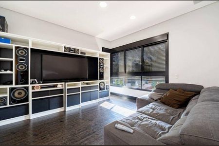 Casa à venda com 4 quartos, 420m² em Cidade Tamboré, Santana de Parnaíba