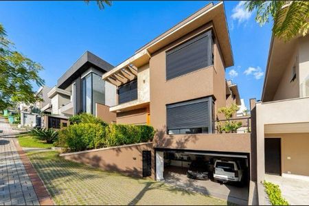 Casa à venda com 420m², 4 quartos e 6 vagas