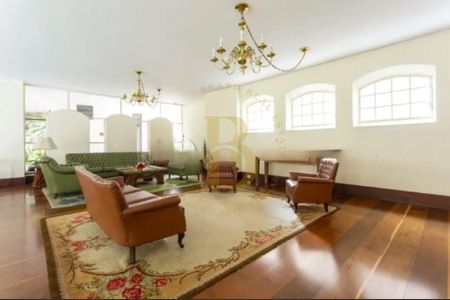 Apartamento para alugar com 3 quartos, 165m² em Cerqueira César, São Paulo