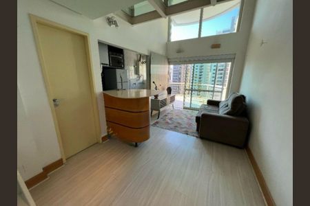Apartamento para alugar com 1 quarto, 55m² em Moema, São Paulo