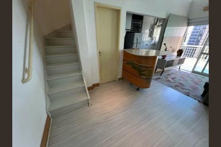 Apartamento para alugar com 1 quarto, 55m² em Moema, São Paulo