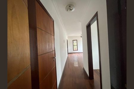 Casa à venda com 6 quartos, 460m² em Taquara, Rio de Janeiro