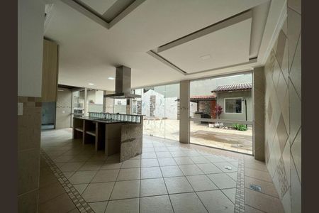 Casa à venda com 6 quartos, 460m² em Taquara, Rio de Janeiro