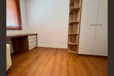 Apartamento à venda com 169m², 3 quartos e 2 vagas