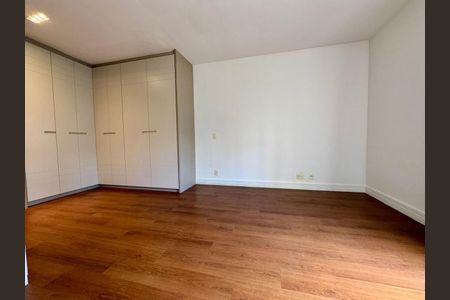 Apartamento à venda com 169m², 3 quartos e 2 vagas