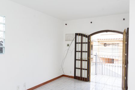 Casa para alugar com 71m², 1 quarto e sem vagaSala