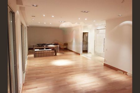 Apartamento à venda com 316m², 4 quartos e 5 vagas