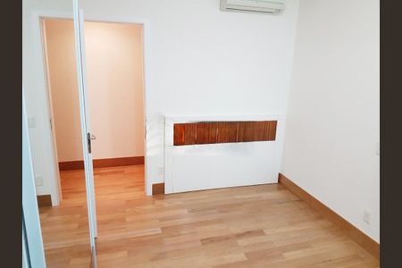 Apartamento à venda com 316m², 4 quartos e 5 vagas