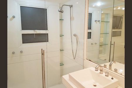 Apartamento à venda com 316m², 4 quartos e 5 vagas