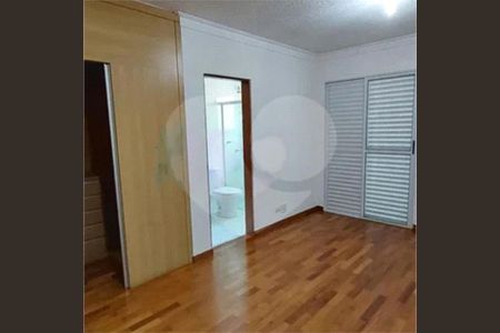 Casa à venda com 4 quartos, 230m² em Vila Clementino, São Paulo