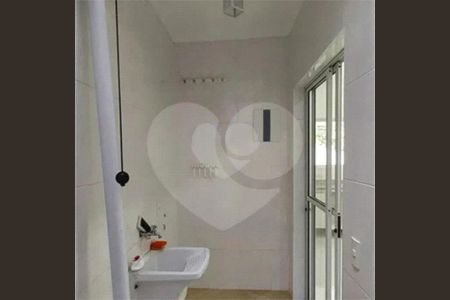 Casa à venda com 4 quartos, 230m² em Vila Clementino, São Paulo