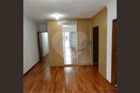 Casa à venda com 4 quartos, 230m² em Vila Clementino, São Paulo