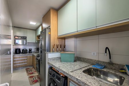 Apartamento para alugar com 71m², 2 quartos e 2 vagas Apartamento para alugar com 71m², 2 quartos e 2 vagasCozinha