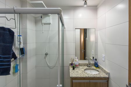 Apartamento para alugar com 71m², 2 quartos e 2 vagas Apartamento para alugar com 71m², 2 quartos e 2 vagasBanheiro da Suíte