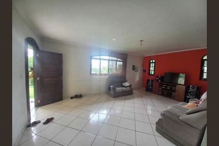 Casa à venda com 3 quartos, 1100m² em Jardim Santa Tereza, São Paulo