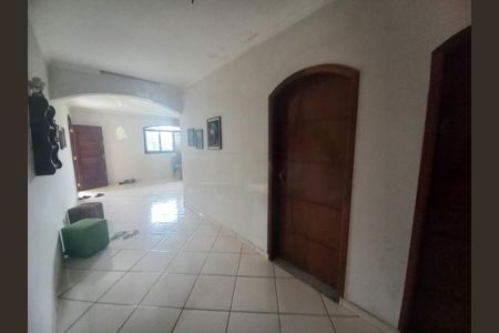 Casa à venda com 3 quartos, 1100m² em Jardim Santa Tereza, São Paulo