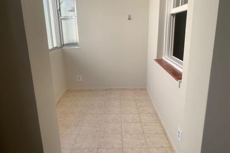 Apartamento para alugar com 80m², 2 quartos e 1 vagaSala