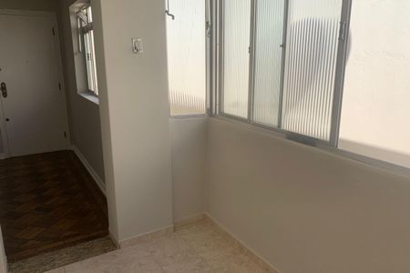Apartamento para alugar com 80m², 2 quartos e 1 vagaSala
