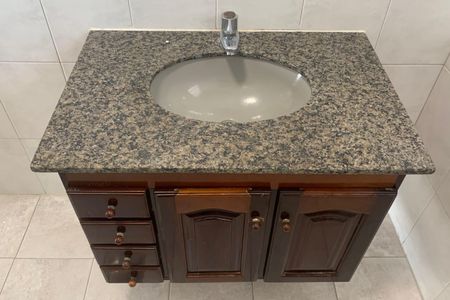 Apartamento para alugar com 80m², 2 quartos e 1 vagaBanheiro